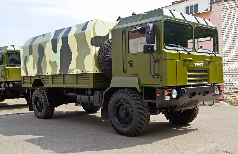 Грузовик МЗКТ-5002 